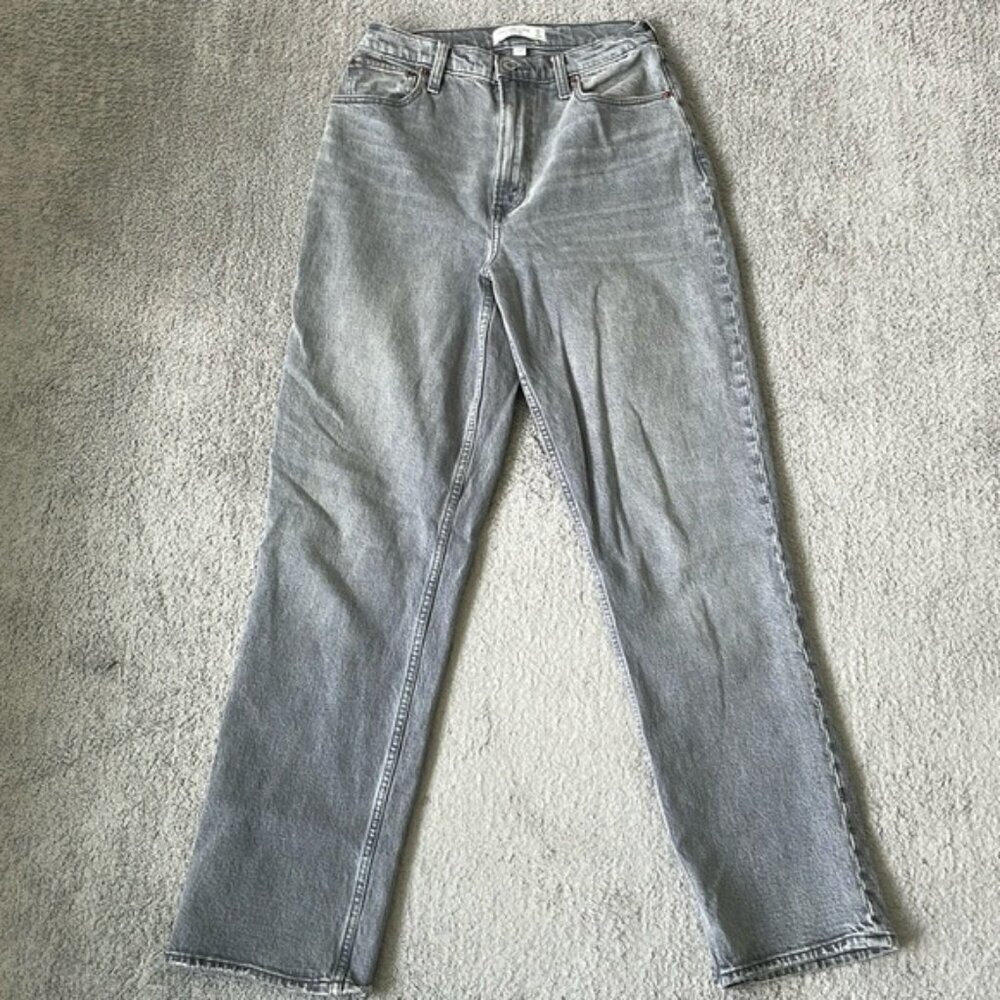 EC Abercrombie & Fitch The 90's Straight Ultra High Rise Curve Love - Size 6R